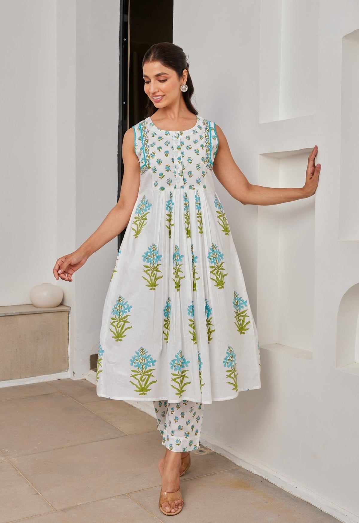 White Floral Hand Block Printed Kurta Set With Dupatta - Tara - C - Tara