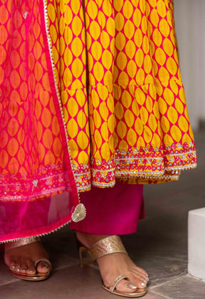 Marigold Yellow and fuchsia pink eye printed tiered dress with palazzo and organza dupatta (3pc set) - Tara-C-Tara