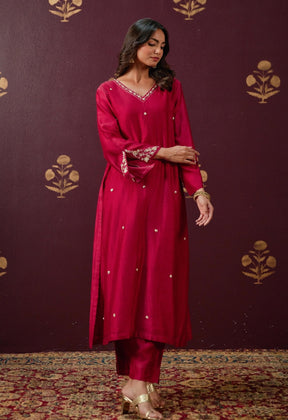 Opulent Maroon: Chanderi V - Neck Kurta Set with All - Over Embroidery and Chanderi mul Dupatta - Tara - C - Tara