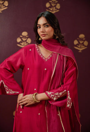 Opulent Maroon: Chanderi V - Neck Kurta Set with All - Over Embroidery and Chanderi mul Dupatta - Tara - C - Tara