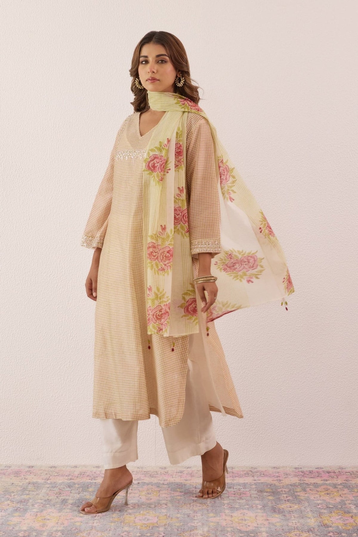 Pastel Pink Checks Hand Block Printed Chanderi Kurta Set With Stowle - Tara - C - Tara