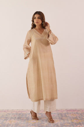 Pastel Pink Checks Hand Block Printed Chanderi Kurta Set With Stowle - Tara - C - Tara