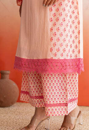 Peach Hand Block Printed Kurta Set With Doriya Dupatta - Tara - C - Tara