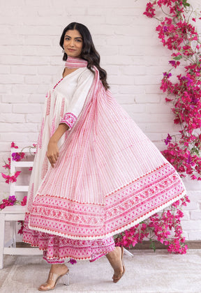 PINK AND RED HAND BLOCK PRINTED GATHERED ANARAKLI WITH DORIYA AND BOTTOMS - Tara - C - Tara