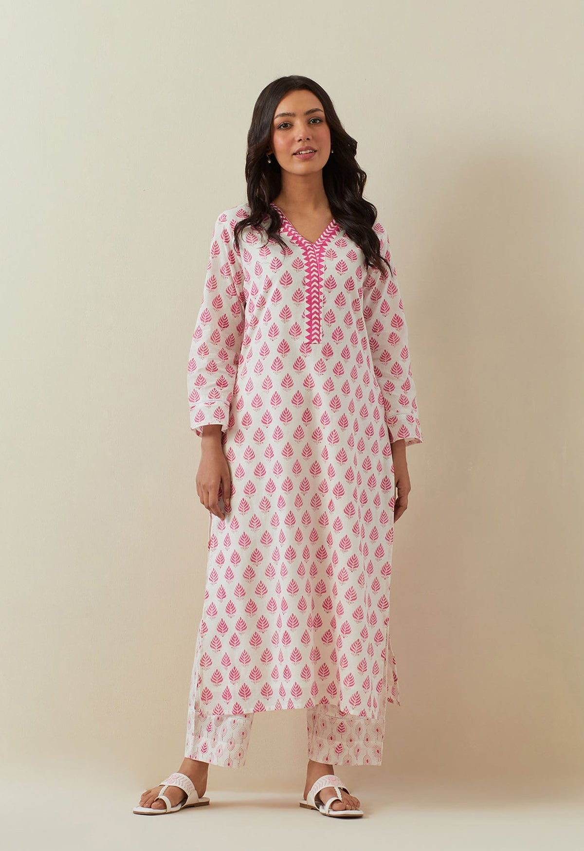 PINK BUTI HAND BLOCK PRINTED KURTA - Tara - C - Tara