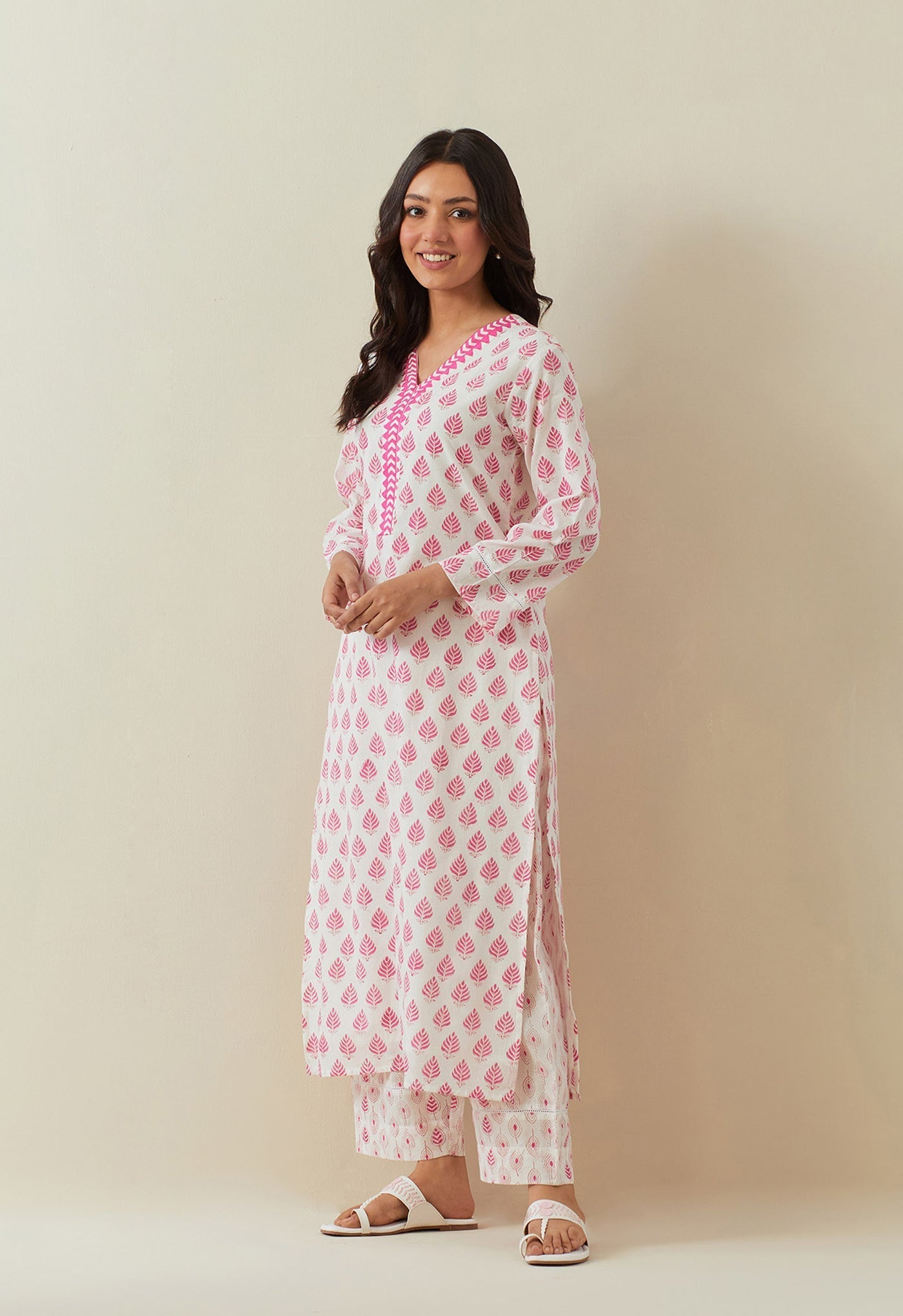 PINK BUTI HAND BLOCK PRINTED KURTA - Tara - C - Tara