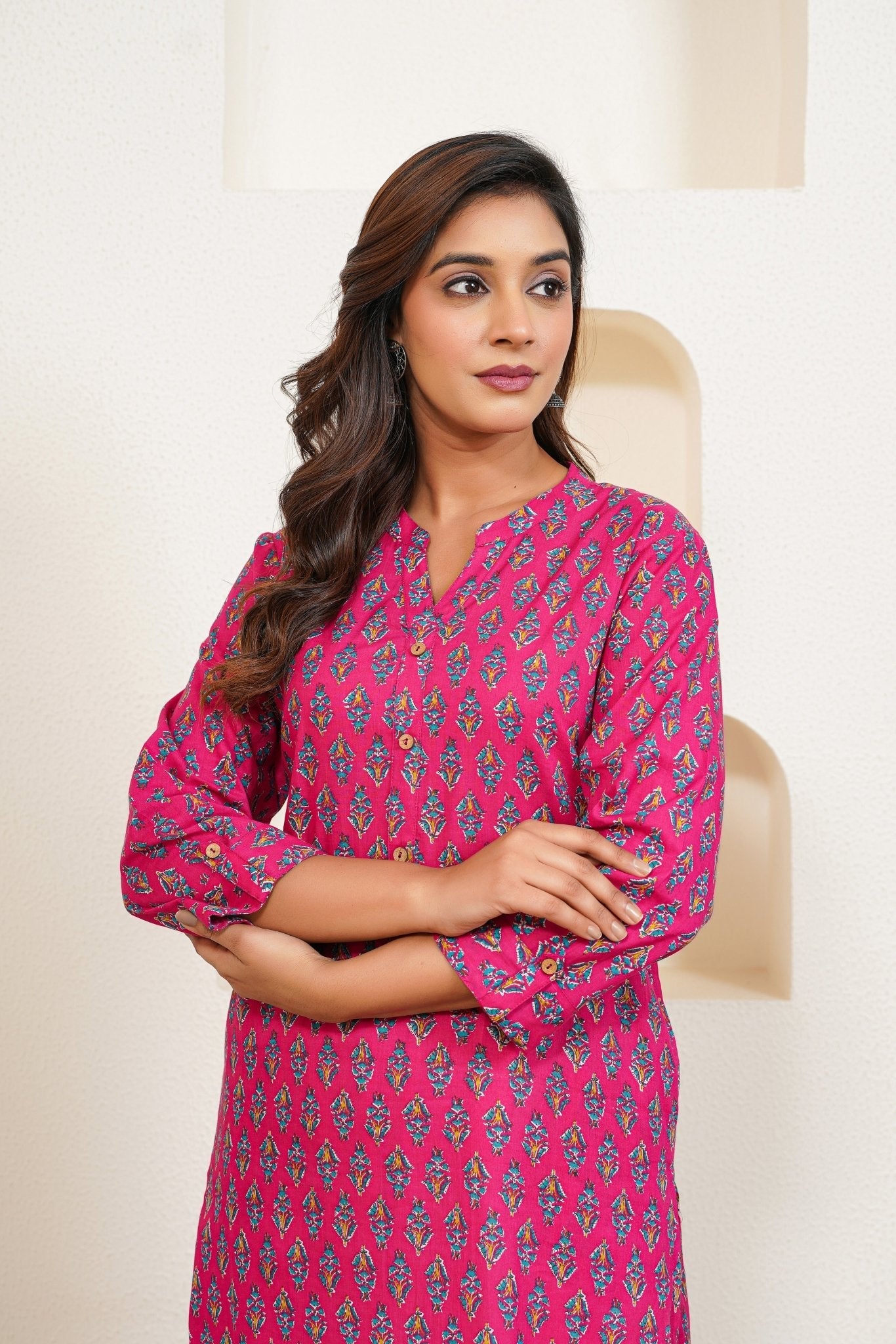 Pink Floral Buti Printed Kurta - Tara - C - Tara