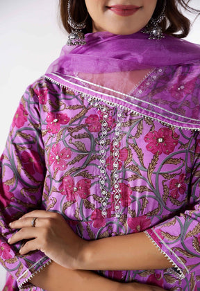 Purple and Pink Floral Kurta Paired with Pants and Dupatta (3pc Set) - Tara-C-Tara