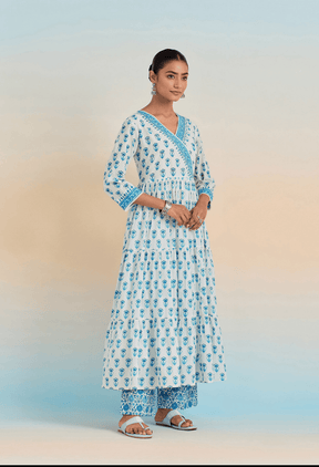 WHITE BLUE FLROAL PRINTED KURTA SET WITH DORIYA DUPATTA - Tara - C - Tara