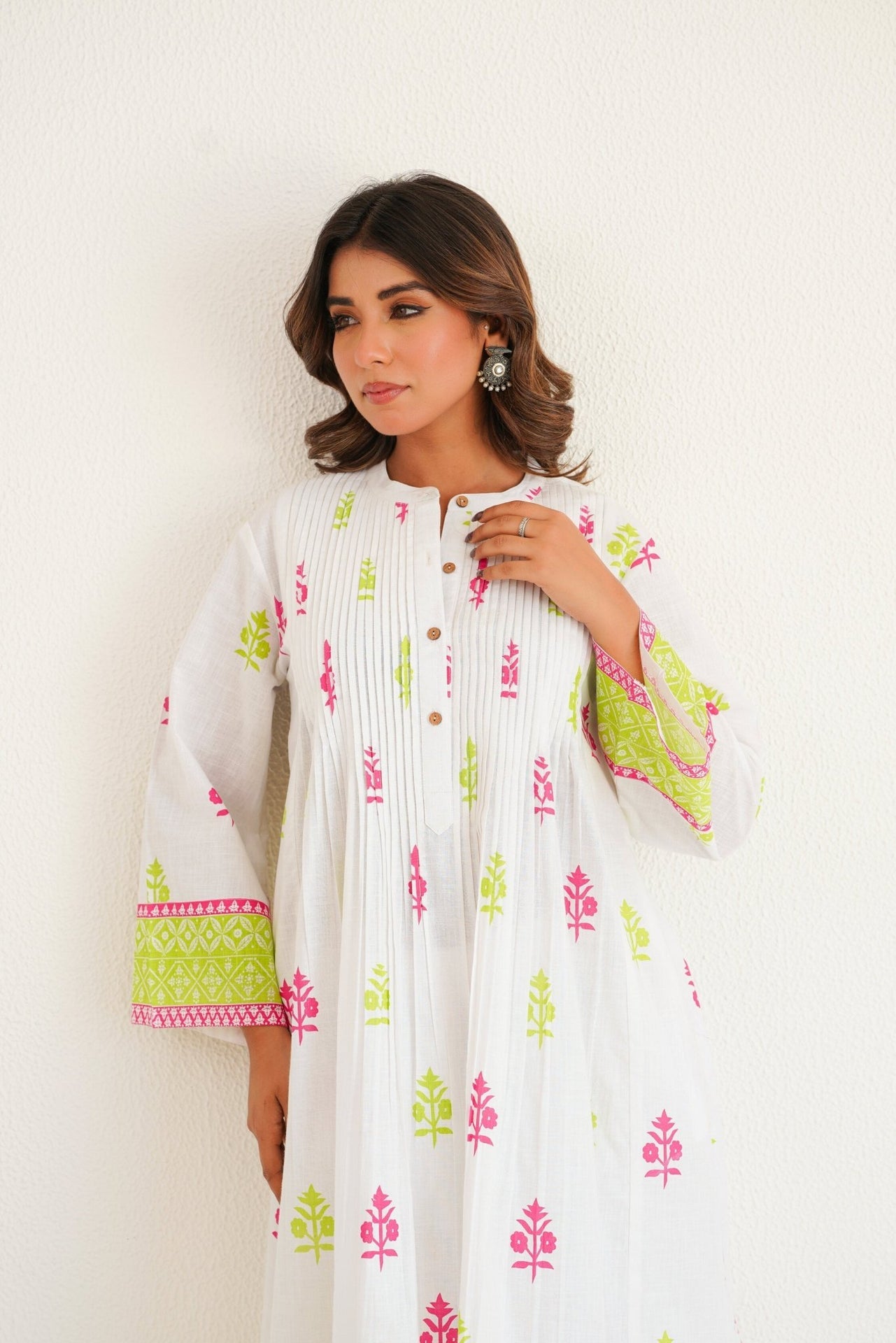 White Cotton Slub Buti Print Kurta Set with Culottes - Tara - C - Tara