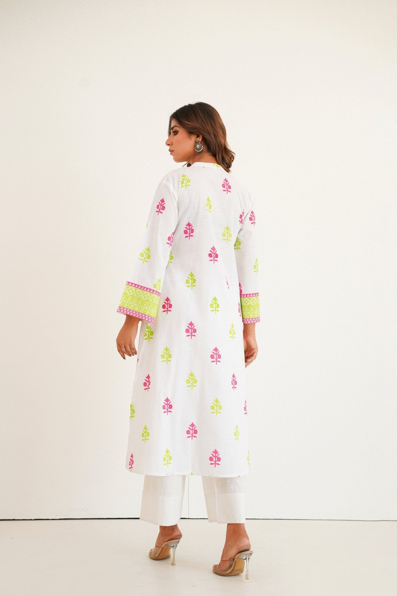 White Cotton Slub Buti Print Kurta Set with Culottes - Tara - C - Tara