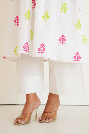 White Cotton Slub Buti Print Kurta Set with Culottes - Tara - C - Tara