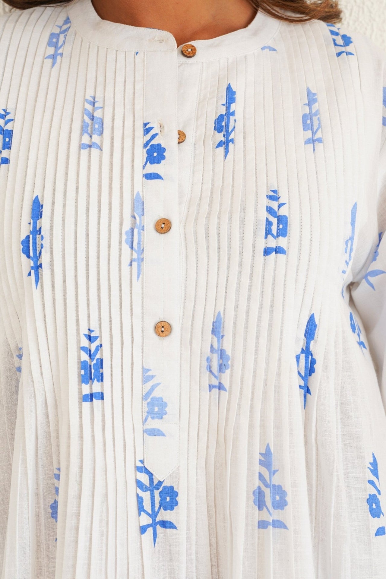 White Cotton Slub Buti Print Kurta Set with Culottes - Tara - C - Tara