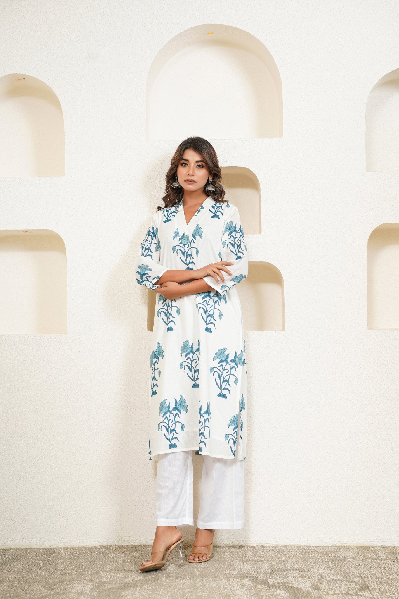 White Hand Block Floral Buta Printed Kurta with Lining - Tara - C - Tara