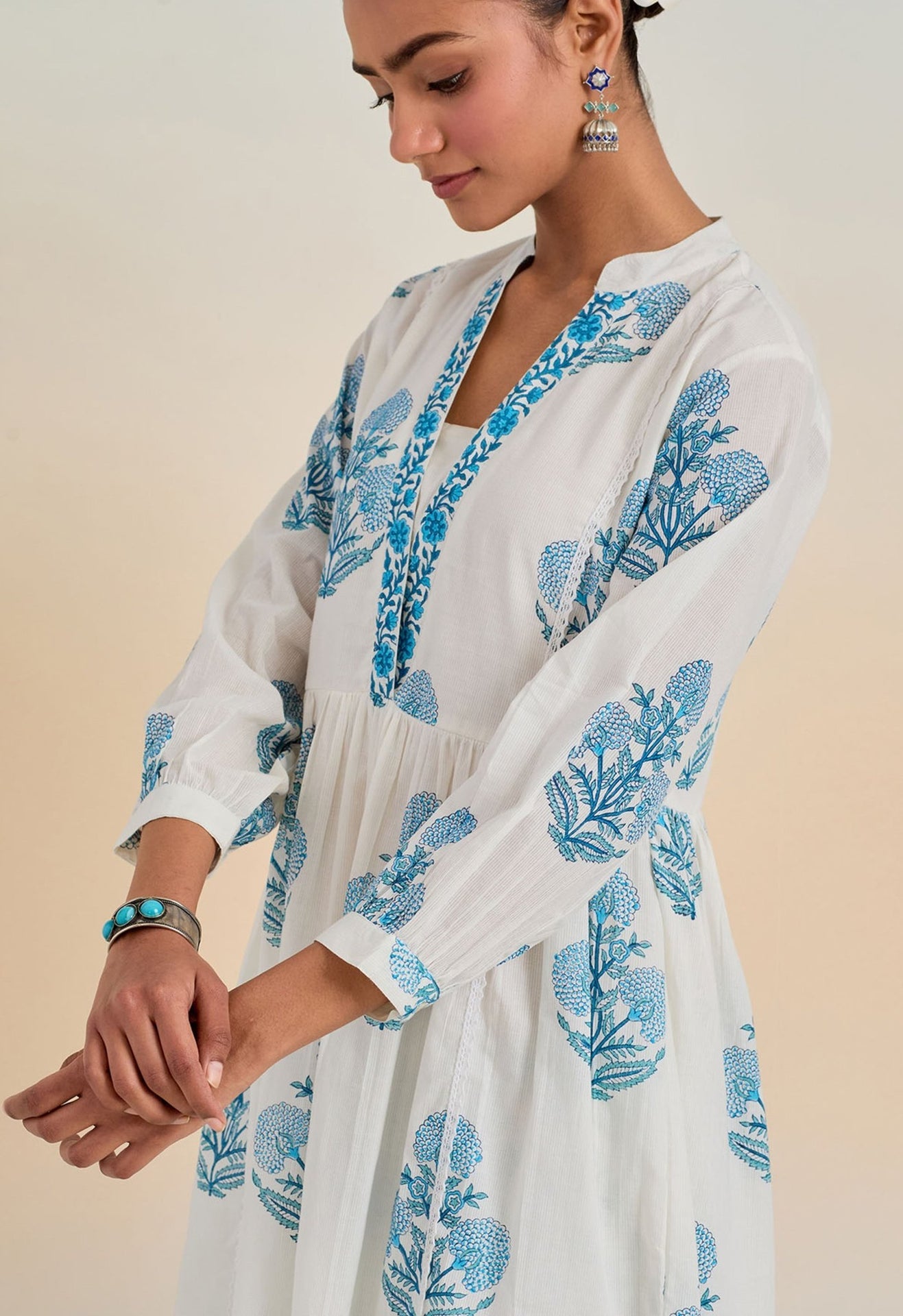 WHITE HAND BLOCK PRINTED V NECK COORD SET - Tara-C-Tara