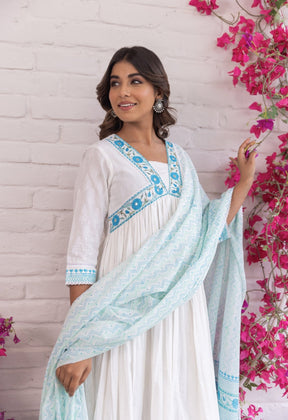 WHITE KHADI AND TURQOUISE HAND BLOCK PRINTED KURTA WITH DUPATTA AND BOTTOMS - Tara - C - Tara