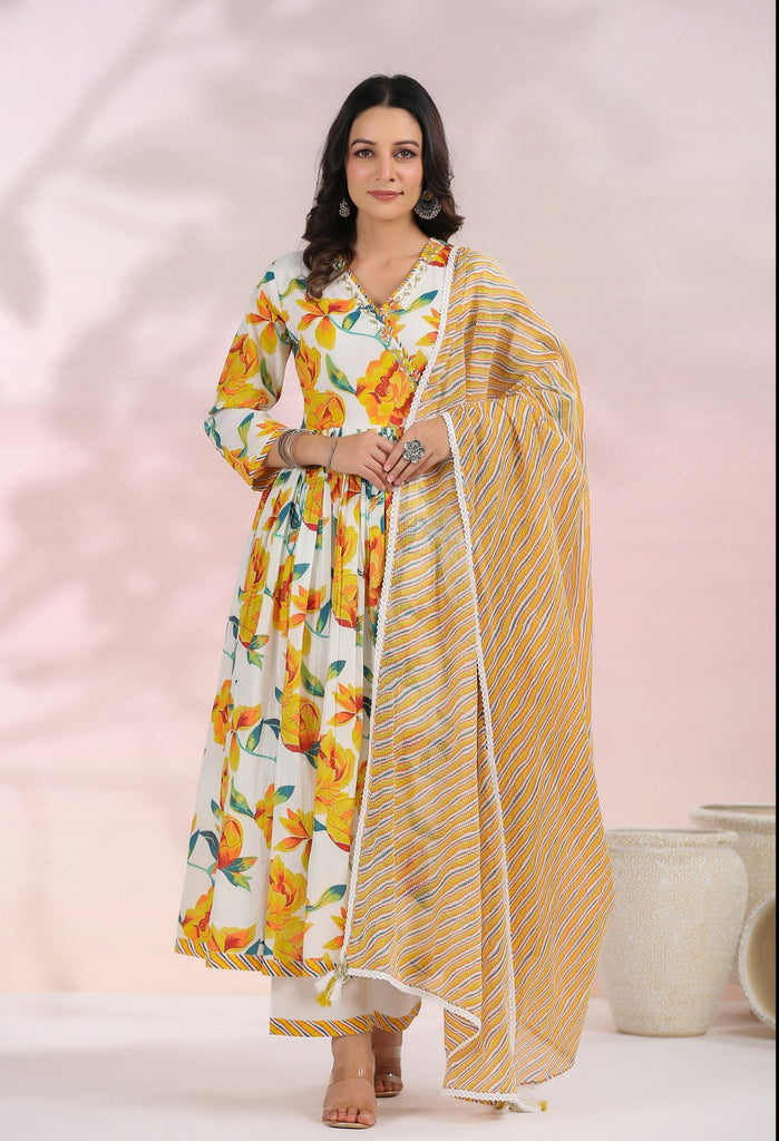 YELLOW FLORAL KURTA SET WITH DORIYA DUPATTA AND PANTS - Tara-C-Tara